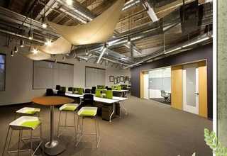 万能试验机电源